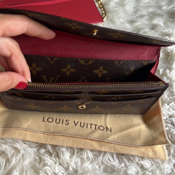 Louis Vuitton Emilie Monogram Wallet On Chain ❤️ - Picture 8 of 14